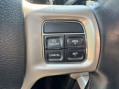 Used 2016 RAM 2500 Laramie AWD/4WD image 18