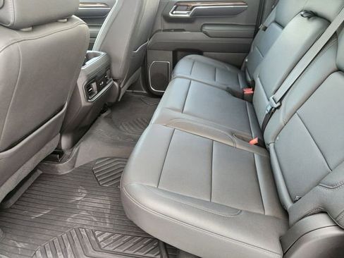 Used 2023 Chevrolet Silverado 1500 LT Trail Boss w/ LT Trail Boss Premium Package image 28