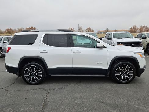 Used 2019 GMC Acadia SLT image 2