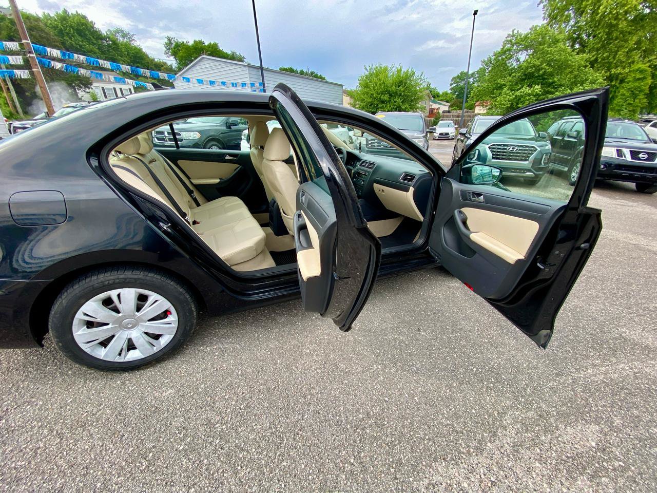 Used 2014 Volkswagen Jetta SE FWD image 11