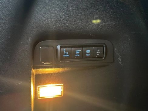 Used 2015 Ford Explorer Limited w/ Equipment Group 301A image 22