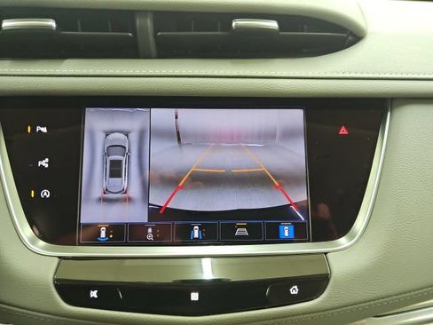 Used 2021 Cadillac XT5 Premium Luxury AWD/4WD image 6