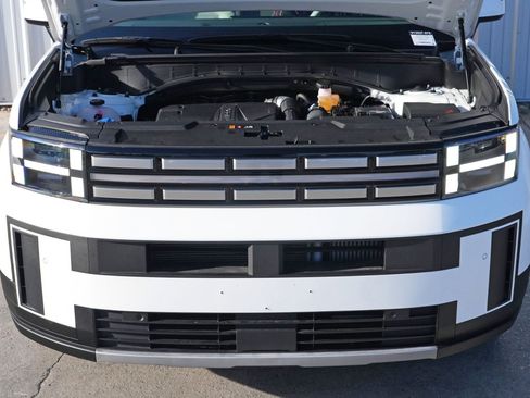 Used 2024 Hyundai Santa Fe SEL image 7