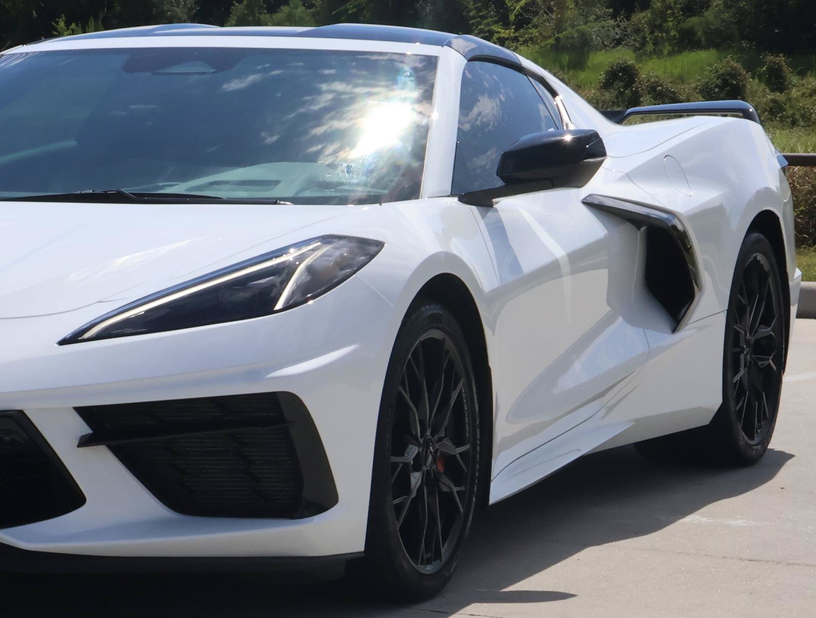 Used 2024 Chevrolet Corvette Stingray Premium Cpe w/ Z51 Performance Package RWD image 8