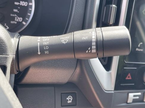 New 2026 Nissan Frontier SV w/ Tow Package AWD/4WD image 36