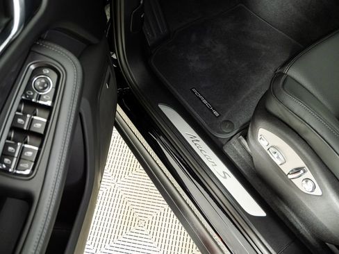 New 2026 Porsche Macan S AWD/4WD image 8
