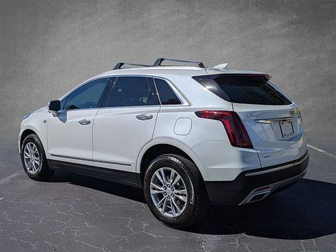 Certified 2022 Cadillac XT5 Premium Luxury image 4