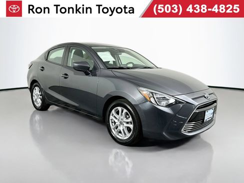 Certified 2017 Toyota Yaris iA FWD image 1