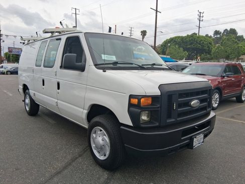 Used 2014 Ford E-150 and Econoline 150 w/ Power Group image 1