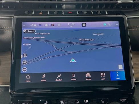 Used 2024 Jeep Grand Cherokee Summit w/ Luxury Tech Group V image 14