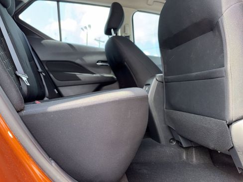 Used 2024 Nissan Kicks SV FWD image 24