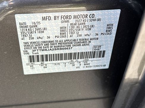 New 2025 Ford Maverick XLT w/ XLT Luxury Package image 27