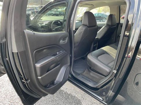 Used 2015 GMC Canyon SLE w/ All-Terrain Package image 21