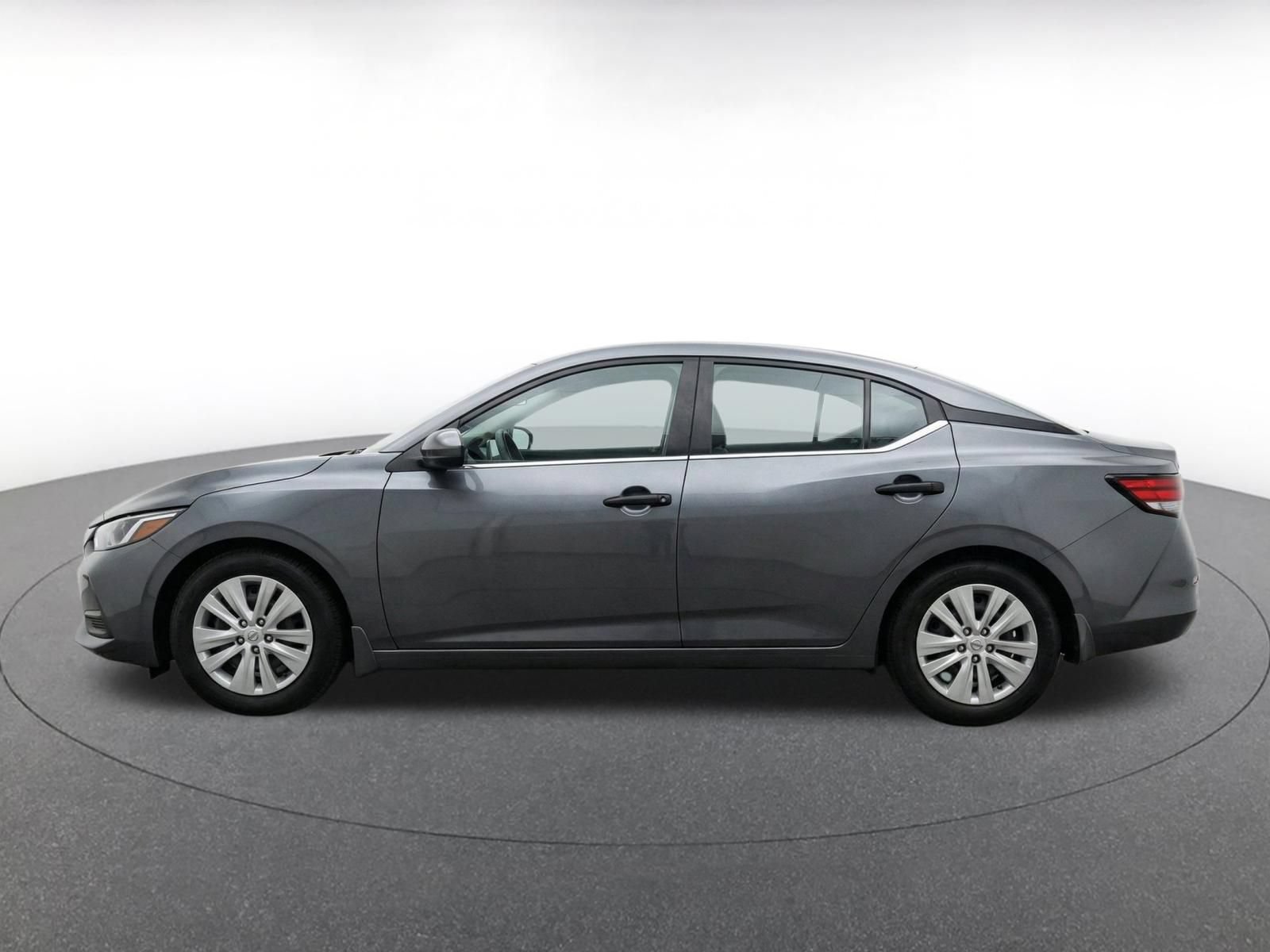 Used 2025 Nissan Sentra S FWD image 4