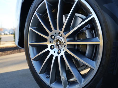 New 2026 Mercedes-Benz GLE 450 4MATIC image 14