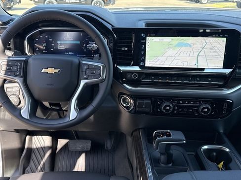 New 2026 Chevrolet Silverado 1500 LT AWD/4WD image 7