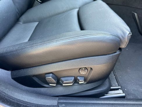 Used 2011 BMW 535i Sedan image 22