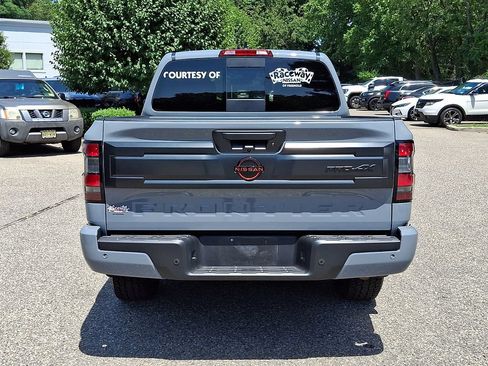 Used 2025 Nissan Frontier PRO-4X AWD/4WD image 7