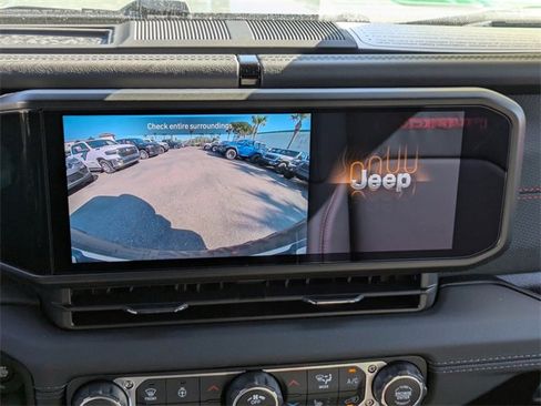 New 2026 Jeep Wrangler Unlimited Rubicon w/ Safety Group image 20