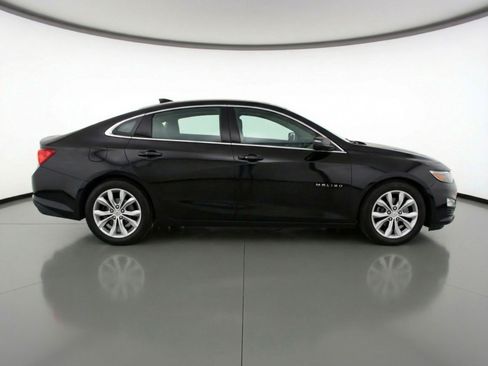 Used 2024 Chevrolet Malibu LT image 11