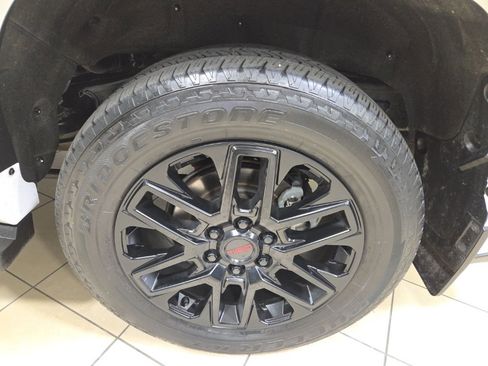 Certified 2023 Toyota Sequoia SR5 image 10