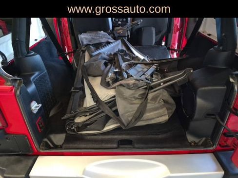 Used 2014 Jeep Wrangler Unlimited Sahara w/ Connectivity Group image 26