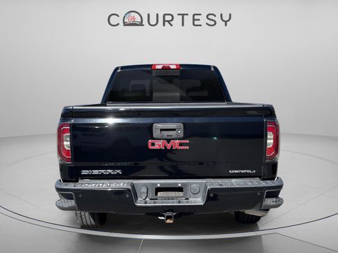 Used 2017 GMC Sierra 1500 Denali w/ Denali Ultimate Package image 5