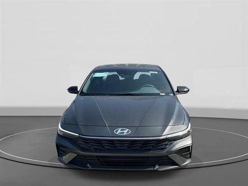 New 2026 Hyundai Elantra Sport FWD image 2