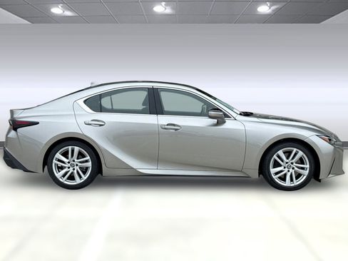 Used 2021 Lexus IS 300 w/ Comfort Package RWD image 7
