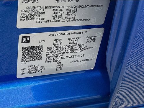 Used 2024 GMC Sierra 1500 AT4 w/ Technology Package image 36