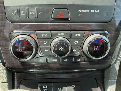Used 2017 Buick Enclave Convenience FWD image 18