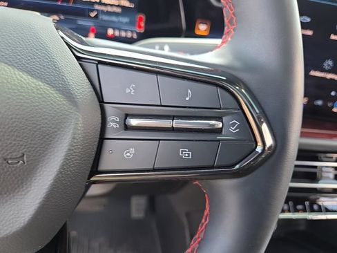Used 2026 Chevrolet Traverse RS AWD/4WD image 25