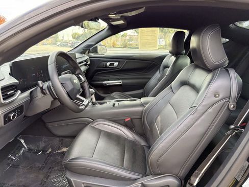 Used 2024 Ford Mustang GT Premium image 24