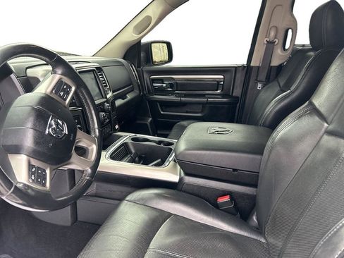 Used 2018 RAM 2500 Laramie w/ Sport Appearance Group AWD/4WD image 8