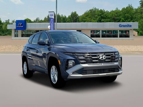 New 2026 Hyundai Tucson SE image 11