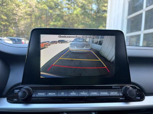 Used 2019 Kia Forte LXS image 24