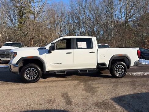 Used 2022 GMC Sierra 3500 Pro w/ Convenience Package image 2