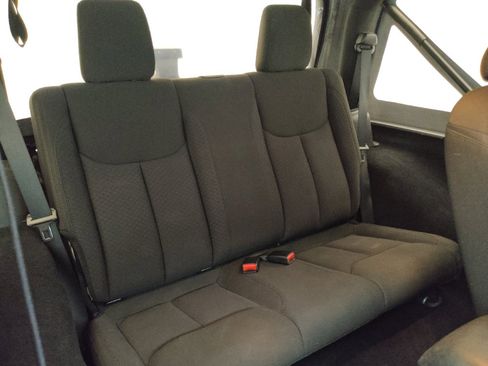 Used 2014 Jeep Wrangler Sport AWD/4WD image 19