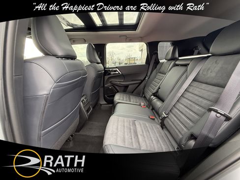 New 2026 Mitsubishi Outlander Trail Edition image 24