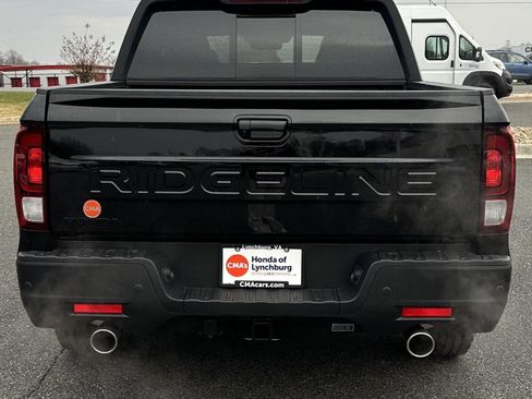 New 2026 Honda Ridgeline Black Edition image 4