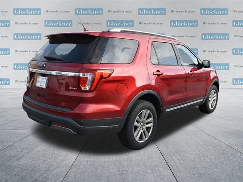 Used 2019 Ford Explorer XLT w/ Equipment Group 202A image 11