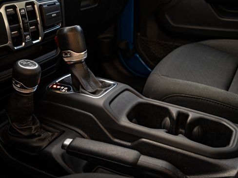 Used 2020 Jeep Gladiator Sport w/ Quick Order Package 24S image 35