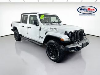 Used 2022 Jeep Gladiator Sport AWD/4WD video 1