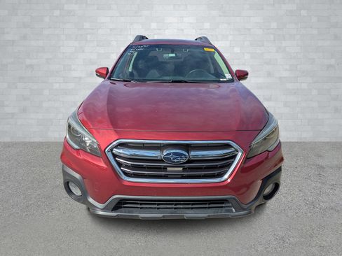 Used 2019 Subaru Outback 2.5i Premium image 3