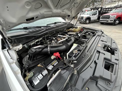 Used 2019 Ford F550 4x4 Crew Cab Super Duty image 29