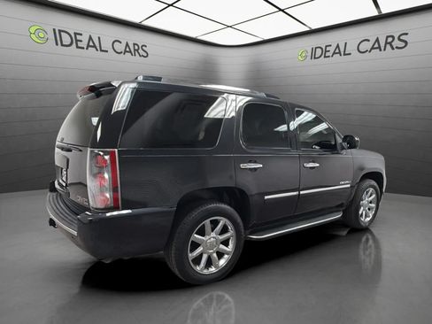 Used 2011 GMC Yukon Denali AWD/4WD image 5