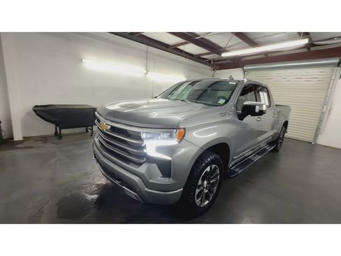 Certified 2024 Chevrolet Silverado 1500 High Country w/ Max Trailering Package AWD/4WD image 4