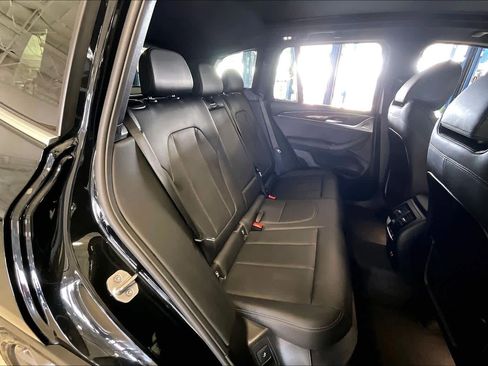 Used 2024 BMW X3 sDrive30i w/ Premium Package w/ZPA image 19