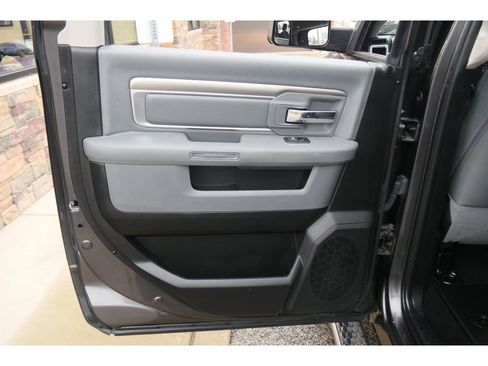 Used 2018 RAM 1500 Big Horn image 16