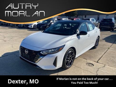 New 2025 Nissan Sentra SR image 1